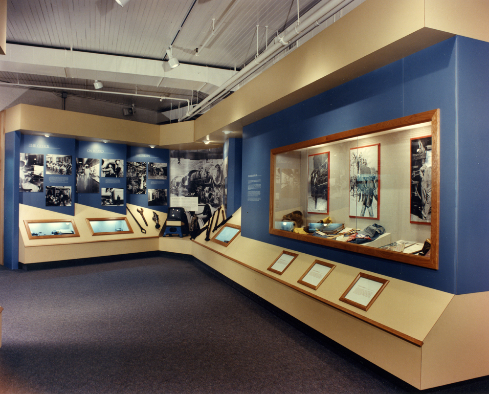 B&O Railroad Museum - inside view